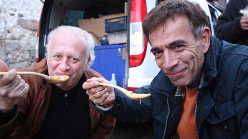 Juan Echanove e Imanol Arias presentan el libro de "Un país para comérselo"