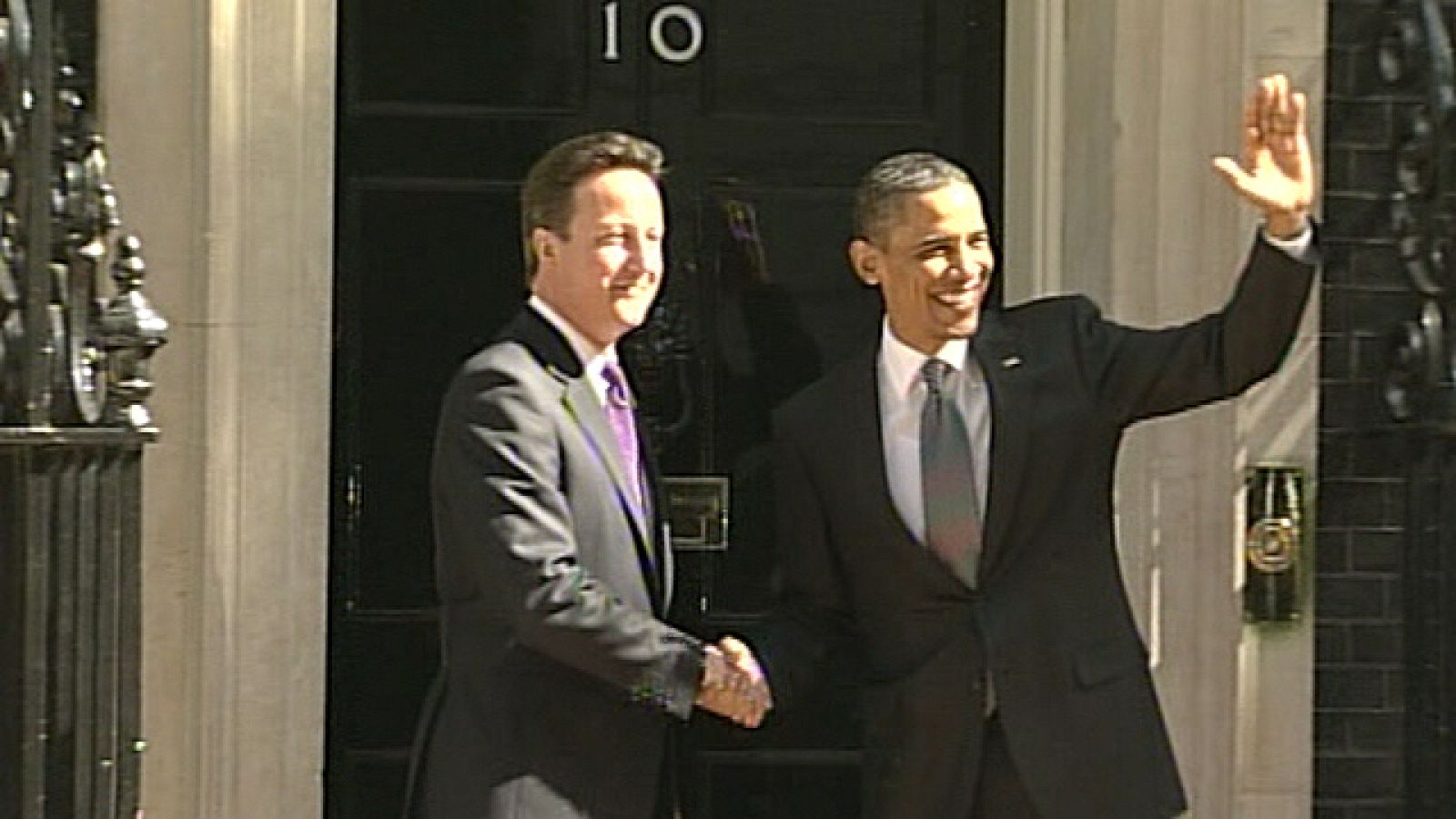 Obama y Cameron se comprometen a reforzar la presión contra el régimen de Gadafi