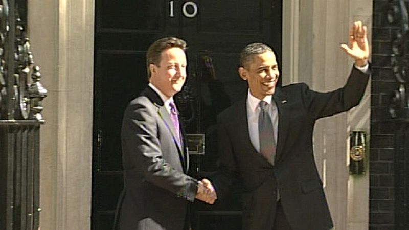 Obama y Cameron anuncian un aumento de la presión sobre Gadafi para que se vaya