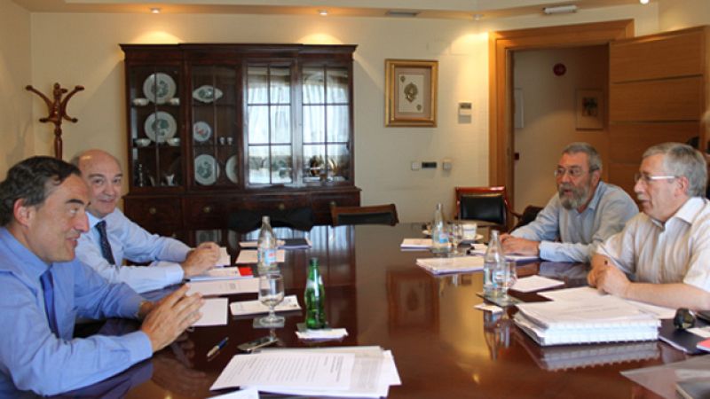 La CEOE respalda seguir negociando los convenios, pese al rechazo de varios empresarios