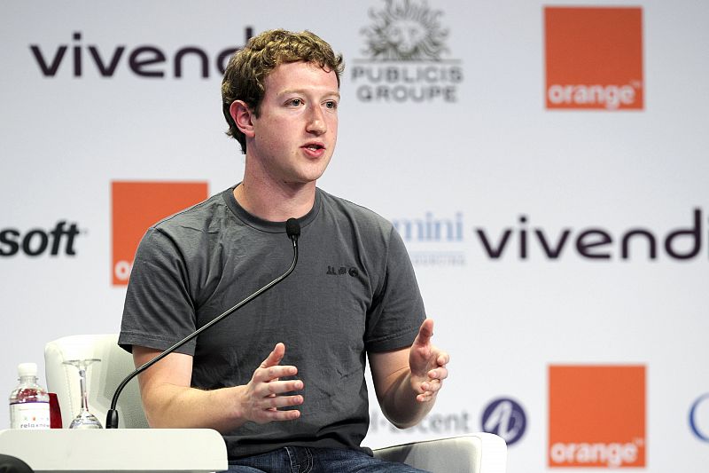 Zuckerberg: "Las revoluciones árabes no han sido cosa de Facebook, sino de internet"