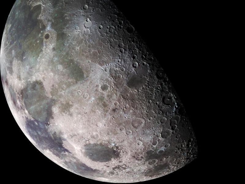 Las capas internas de la luna tienen tanta agua como el manto de la Tierra