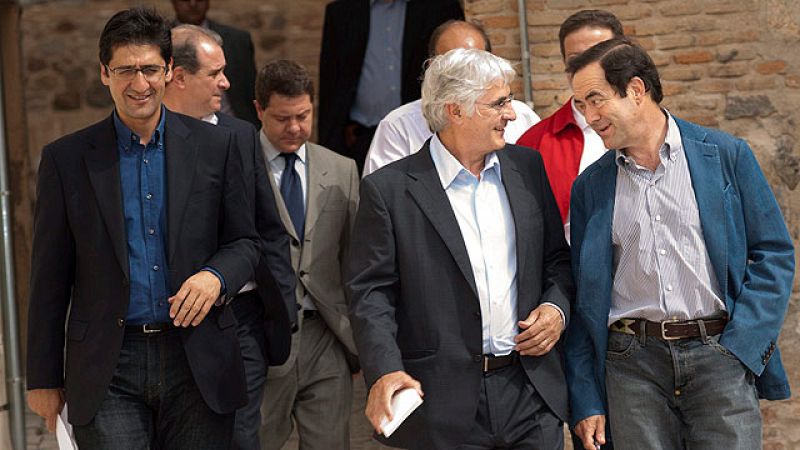 Zapatero y los barones se reúnen para cerrar heridas y preparar la sucesión en el PSOE