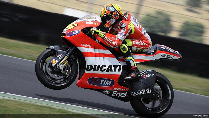 Rossi rueda con la 1.000cc de Ducati en Mugello