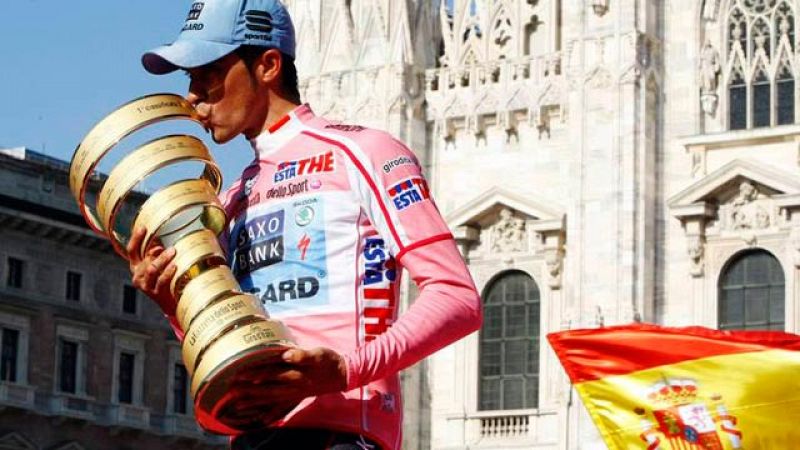 Contador repite en Milán su triunfo en el Giro de Italia