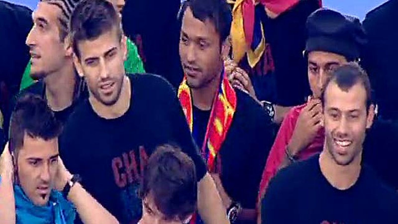 Los jugadores del Barça hablan a la afición | Ver