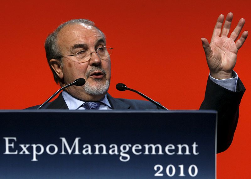 Barclays ficha al exministro Solbes como consejero en España y asesor en Europa