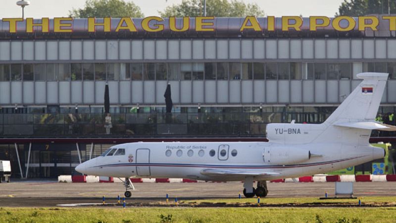 Mladic ya está a disposición del Tribunal de la Antigua Yugoslavia tras ser extraditado por Serbia