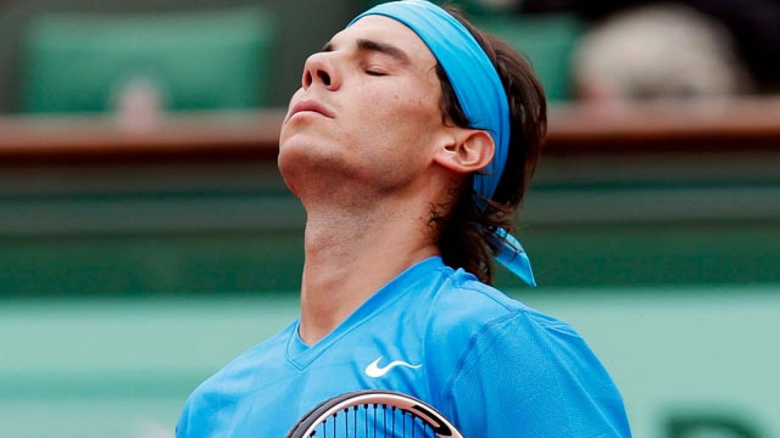 El número uno del mundo no se encuentra cómodo en la edición de Roland Garros 2011, por eso debe encontrar su más alto nivel si quiere superar a Robin Soderling en cuartos de final