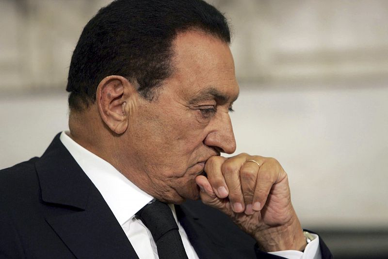 El juicio contra Mubarak y sus dos hijos comenzará el próximo 3 de agosto