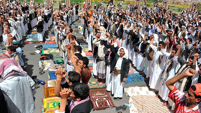 El presidente de Yemen, hospitalizado tras un ataque contra la mezquita de su palacio