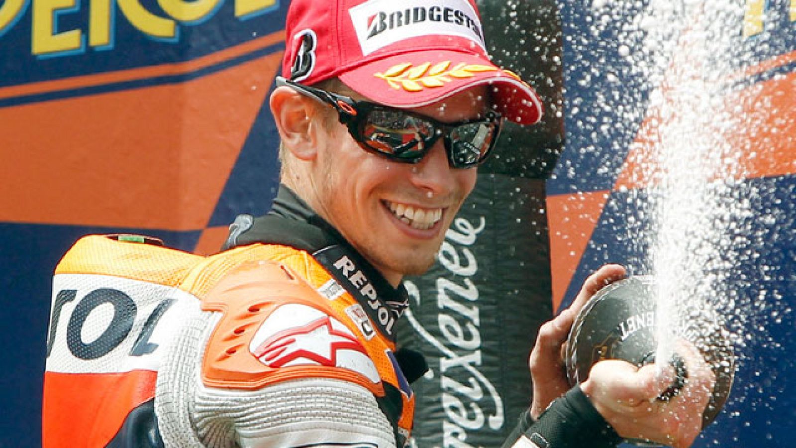 Stoner, sin rival en Montmeló | Ver