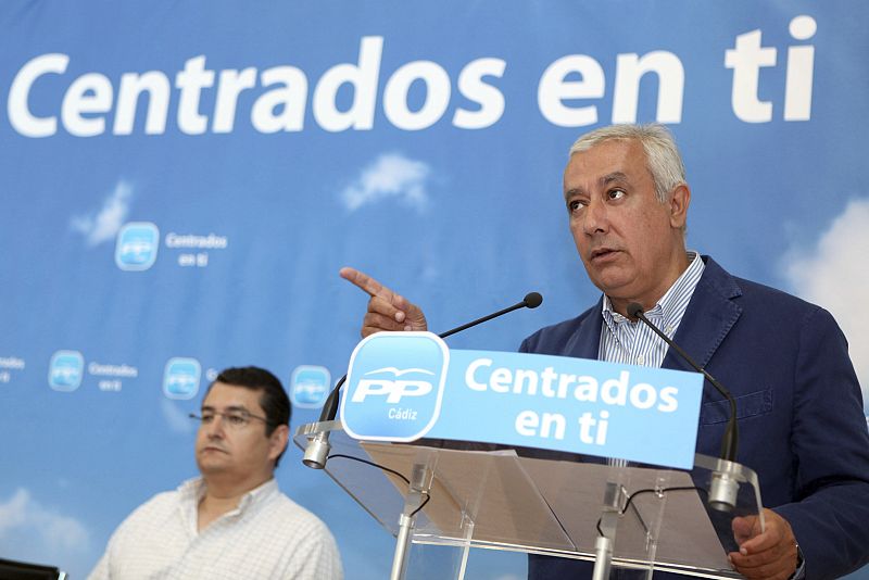 Arenas acusa a la Junta de "usar dinero del fondo de los ERE para campañas de publicidad"