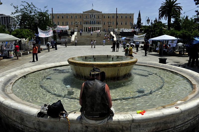 Grecia descubre que ha pagado 4.500 pensiones a funcionarios que ya habían fallecido