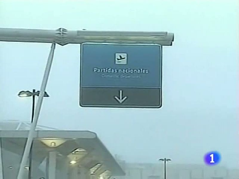 Comienzan a reestablecerse los vuelos cancelados por la nube del volcán chileno de Puyehue