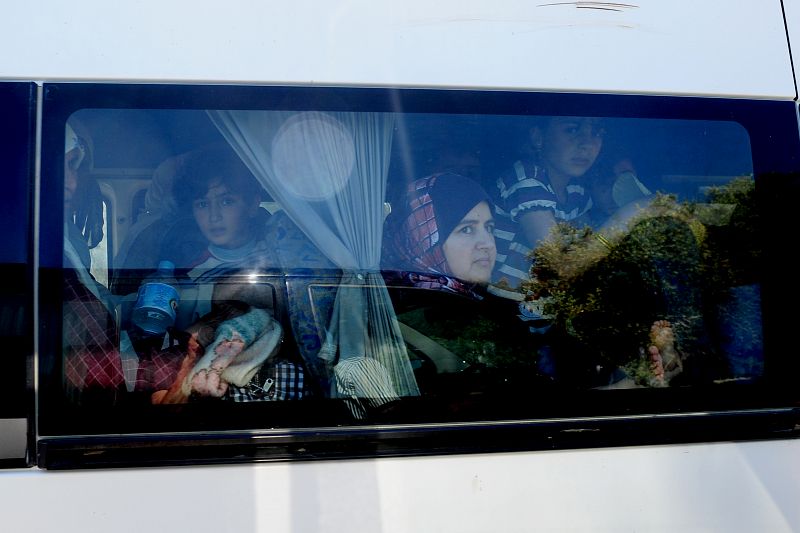 Turquía alerta sobre la situación de su frontera tras el éxodo de 2.400 refugiados sirios