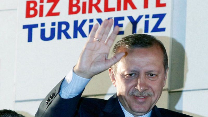 Erdogan afirma que buscará el consenso para modificar la constitución de Turquía