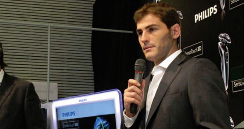 Casillas: "Somos un equipo joven al que le ha salido el primer diente: la Copa del Rey"