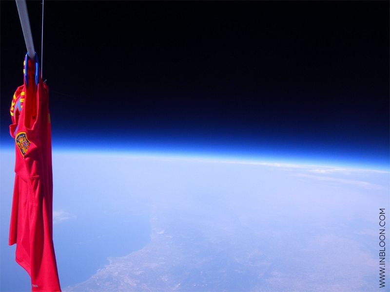 Aficionados que fotografían la Tierra desde globos a 30 kilómetros de altura