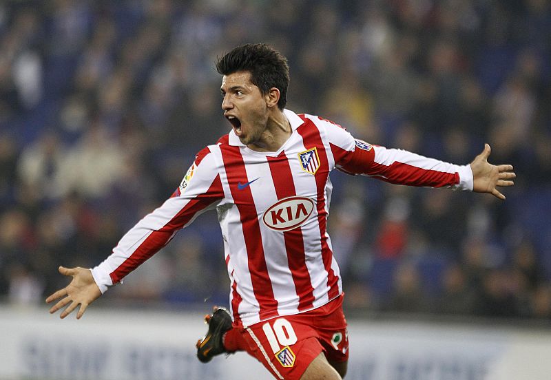 Los agentes de Agüero se reúnen con la Juventus en Turín