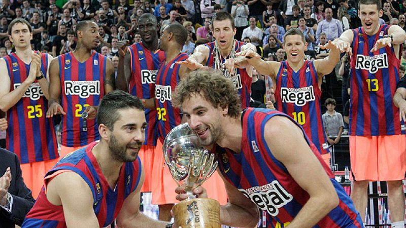 El Barça se alza con la Liga ACB en Miribilla
