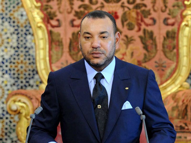Mohamed VI presenta una nueva Constitución que recorta sus poderes y crea la figura del presidente