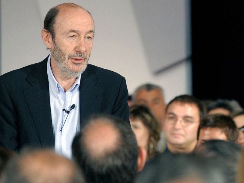 Rubalcaba propone un exigente sistema de selección de profesores, como el MIR