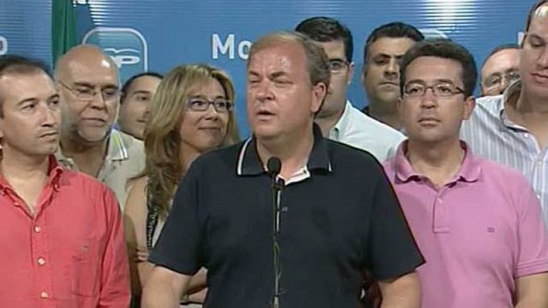 Monago agradece la "confianza" de IU, que con su abstención le pemitirá gobernar Extremadura