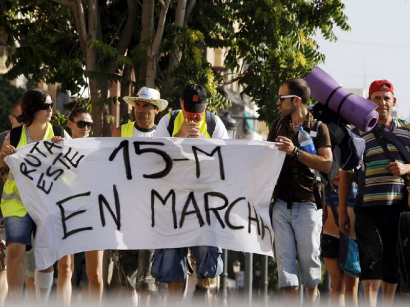 El 15M recoge a pie las "indignaciones" desde Valencia hasta Madrid