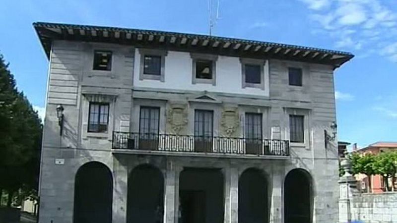 Rubalcaba anuncia una reforma "urgente" de la ley de bases si Bildu sigue vetando a los escoltas