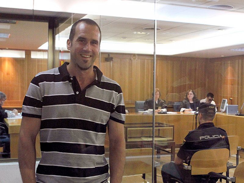 Txeroki, exjefe de ETA, desafía al tribunal y se niega a declarar en su primer juicio en España