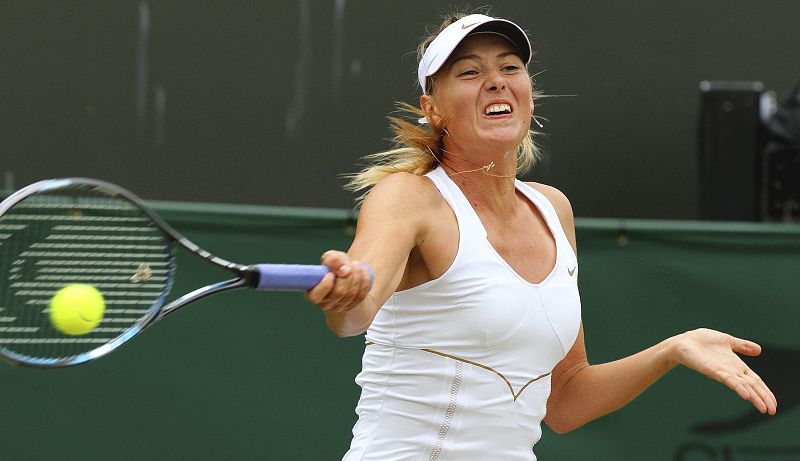 Serena Williams, Sharapova y Wozniacki avanzan a octavos