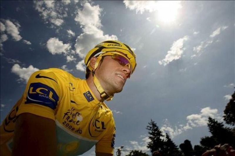 El pelotón apuesta por Contador para ganar el Tour 2011