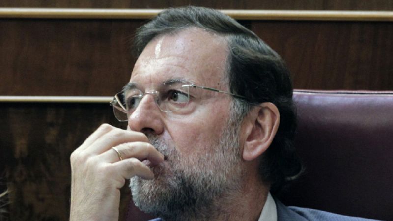 Rajoy afirma que no ha visto "ninguna sorpresa" en la intervención de Zapatero