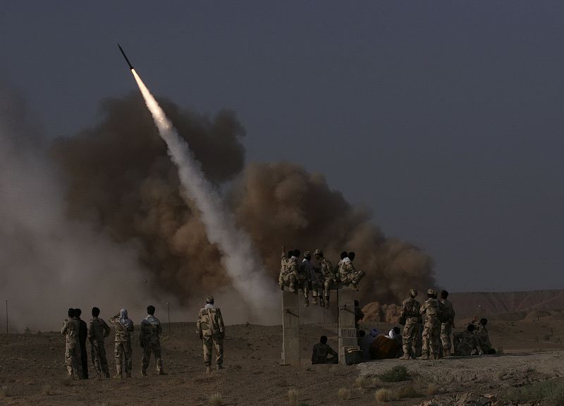 Reino Unido denuncia que Irán prueba misiles capaces de llevar cabezas nucleares