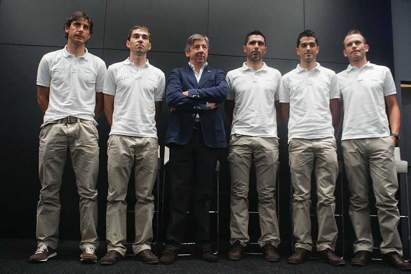 El Movistar afronta el Tour con un equipo todoterreno