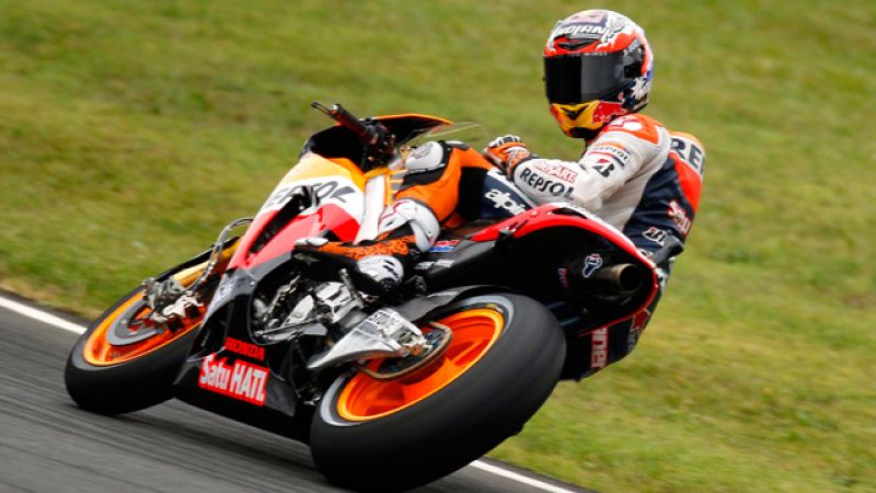 Stoner suma su quinta 'pole' del año bajo la lluvia de Mugello