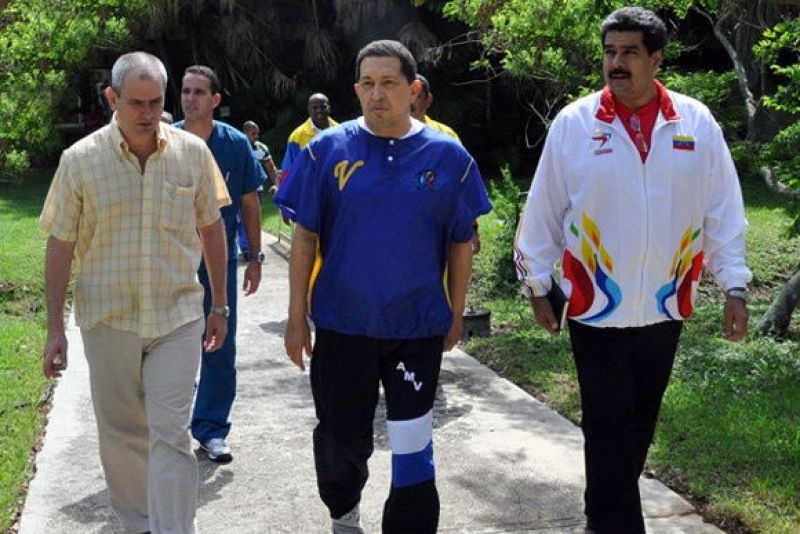 Divulgan nuevas fotos de Hugo Chávez durante sus ejercicios de rehabilitación en Cuba
