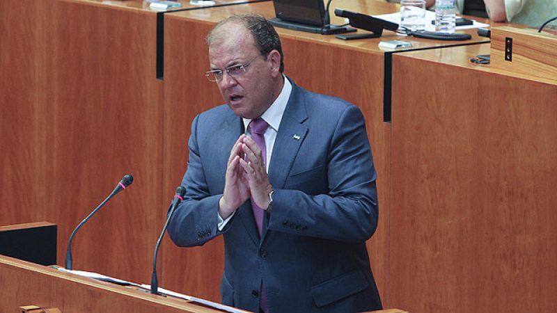 Monago aboga por el consenso en Extremadura y anuncia una reducción de consejerías