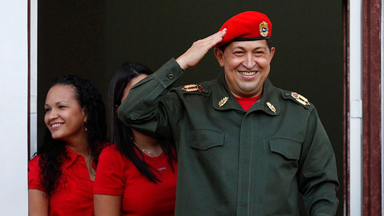 Chávez reconoce ante sus seguidores que aún debe vencer al cáncer - Informativo 24h | Ver