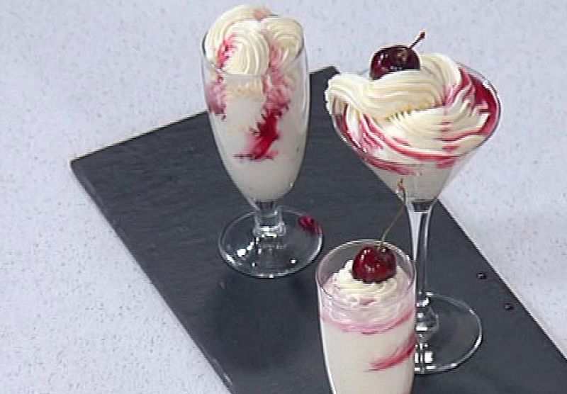 Mousse de chocolate blanco y cerezas (04/07/2011)