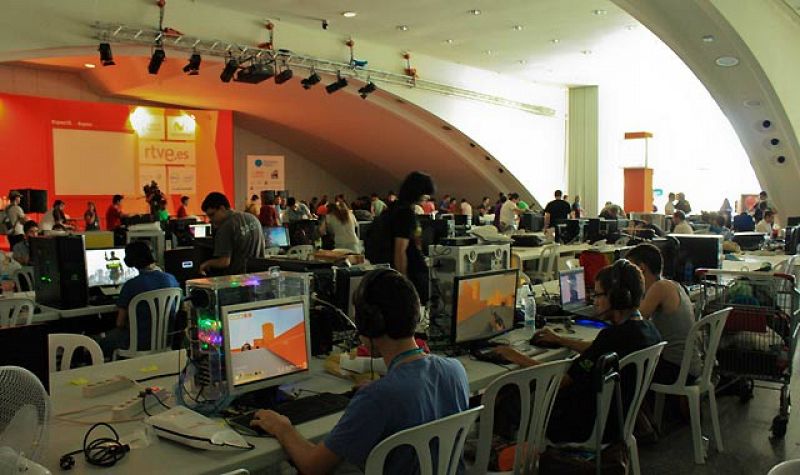 La inauguración oficial de la Campus Party 2011 homenajea a los pioneros de Internet en España