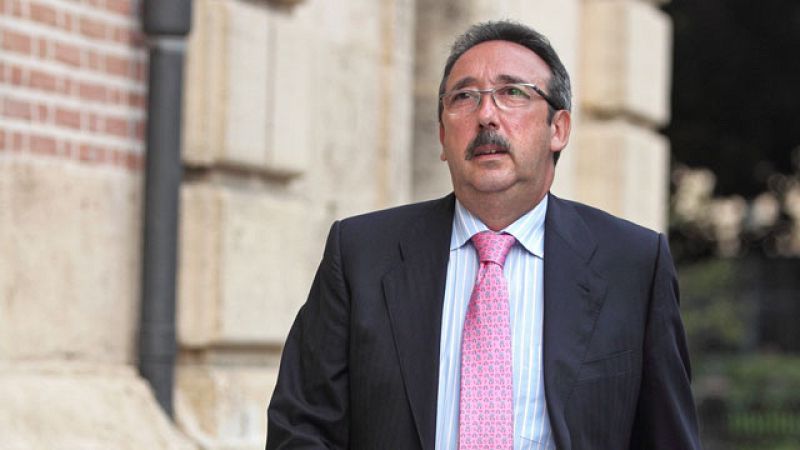 El sastre insiste en que Camps "no pagó ni una peseta" por los trajes