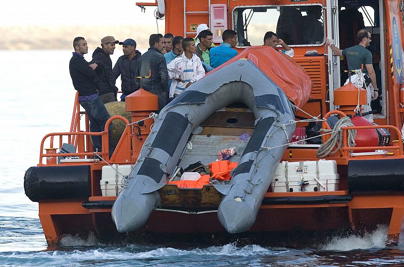 La crisis frena la llegada de inmigrantes a España por la falta de expectativas laborales