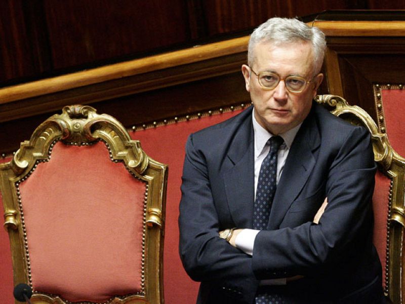 El Senado de Italia aprueba su plan de ajuste que incluye el copago sanitario y nuevos impuestos