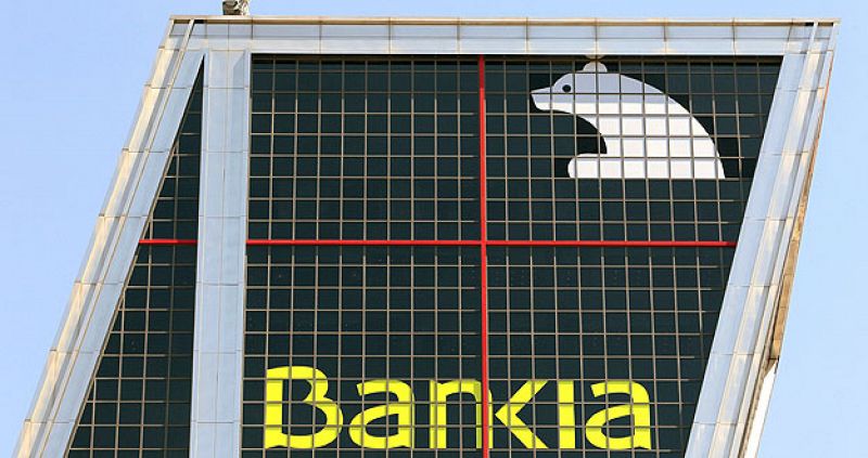 Bankia baja un 15% su precio de salida a Bolsa sobre el mínimo previsto