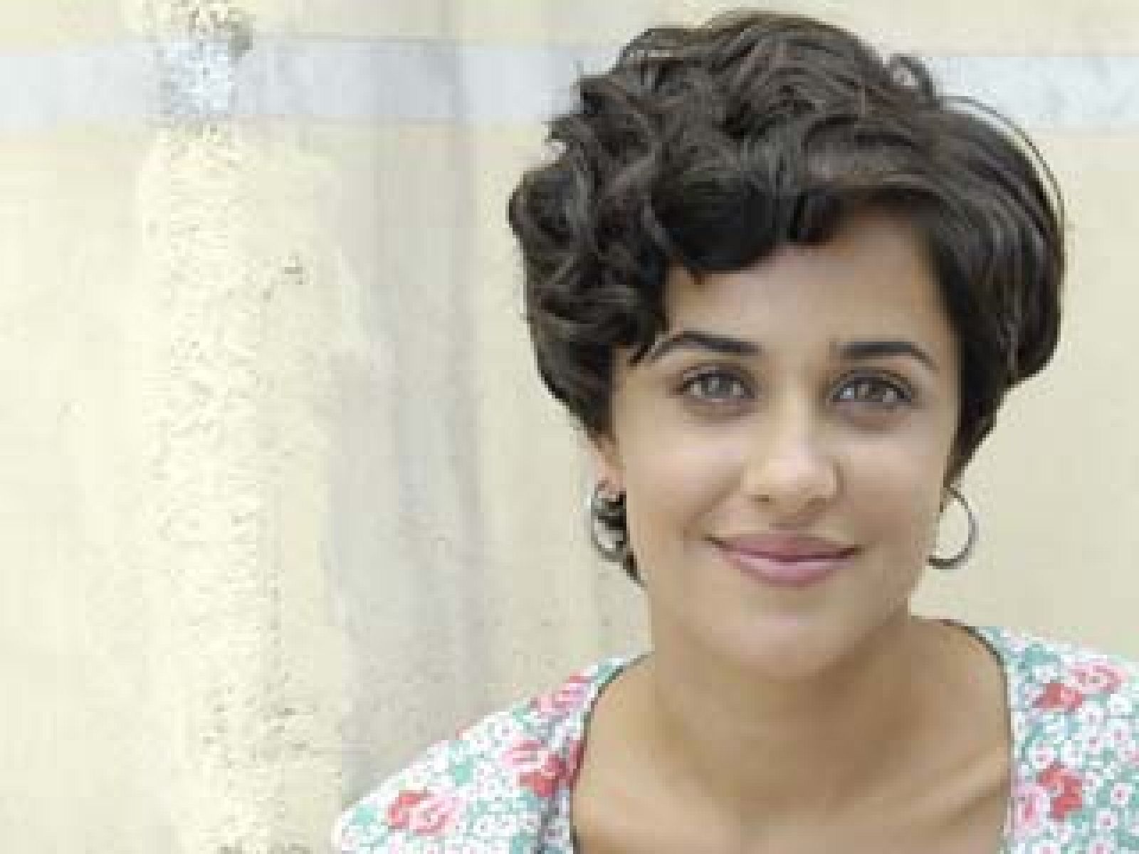 Amar - Macarena García es Consuelo Muñoz