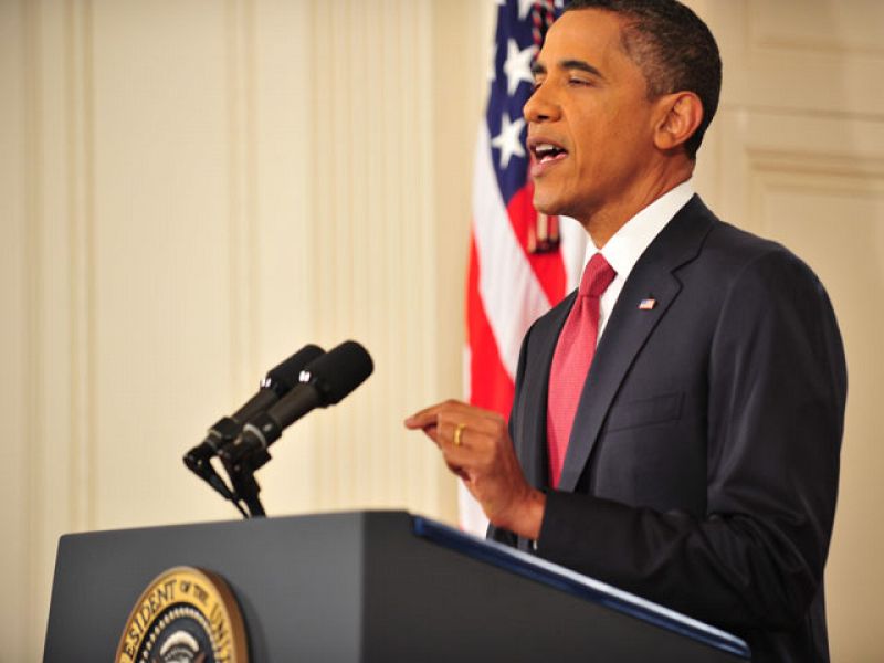 Obama advierte que EE.UU caerá en una profunda crisis si no hay acuerdo sobre el techo de deuda