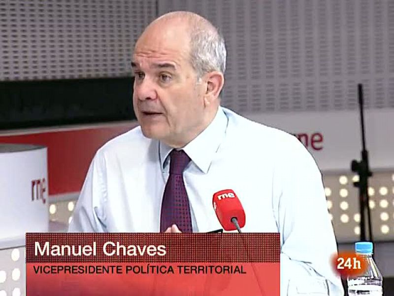 Chaves afirma que Rajoy "no está en la realidad" y que a las CC.AA. del PP les interesa pactar