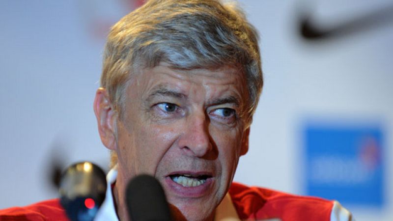 Wenger: "Cesc quiere profundamente al Arsenal, pero también al Barcelona"